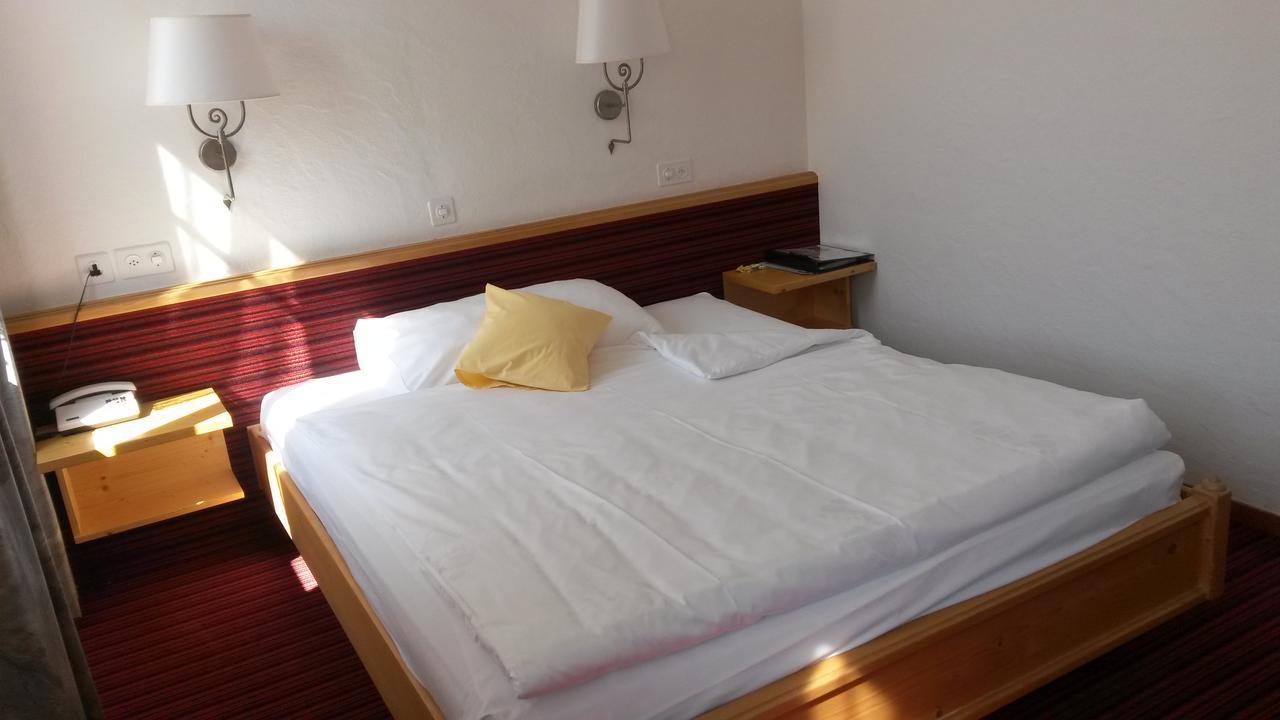 Hotel Baeren Sumiswald Екстер'єр фото